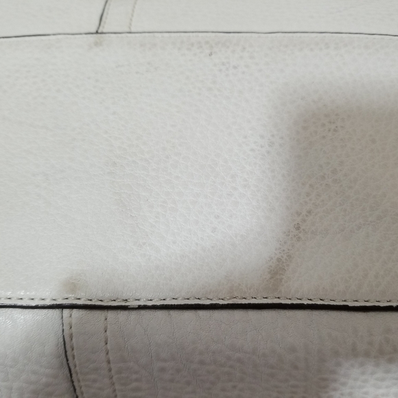 Coach Large Soho Off White Pebble Leather Tote Bag Handbag F13109. - Picture 8 of 13